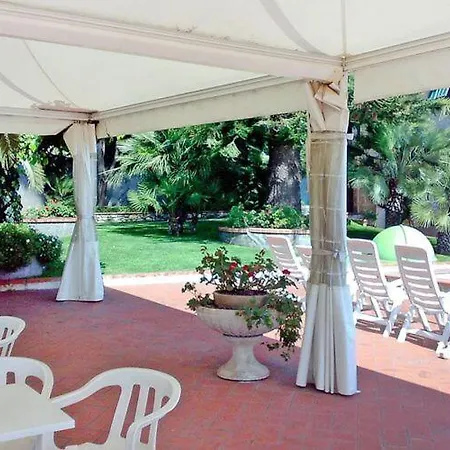 In Near The Sea Imperia